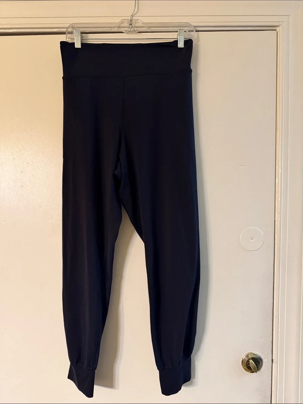 Lululemon black joggers Size 20
